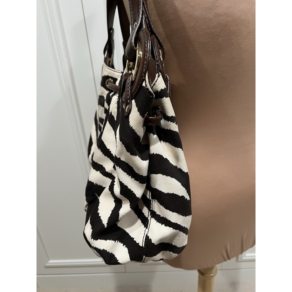 Michael Kors Zebra Print Large Canvas & Leather Shoulder Bag Designer Handbag‎ - Picture 7 of 15
